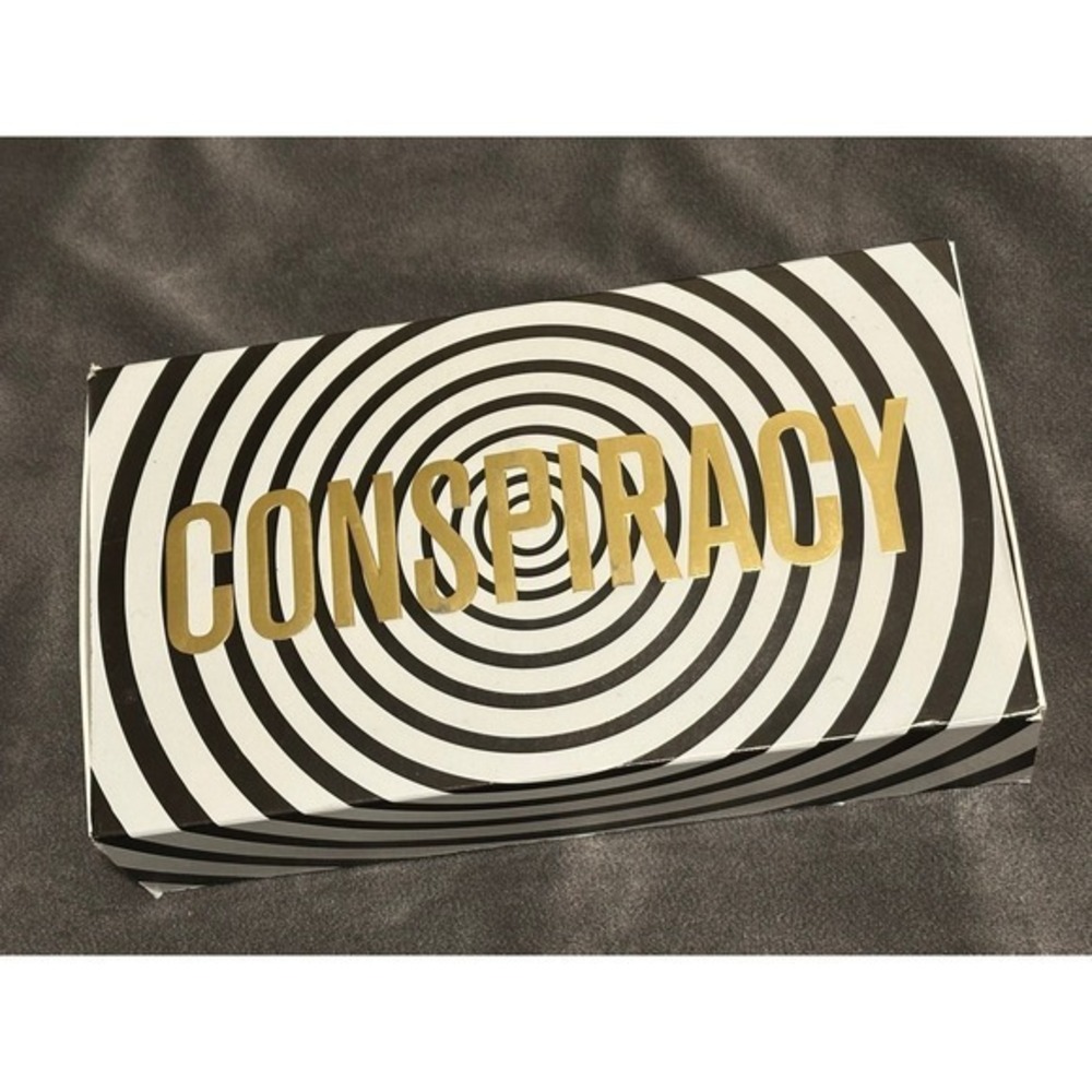 Jeffree Star Cosmetics Conspiracy Eyeshadow Palette Matte Metal Shimmer